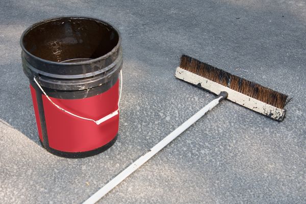 Cost of Tar Driveway Sealing in West Palm Beach